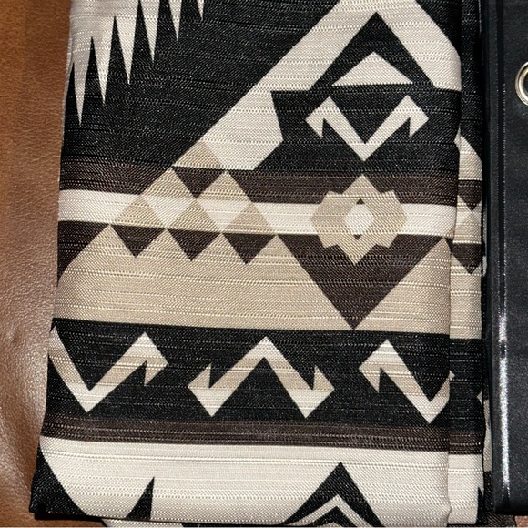 NEW Wrangler Geometric Black, Browns and Cream Shower Curtain Set - Picture 2 of 7